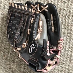 Rawlings fast pitch softball glove. 11.5”